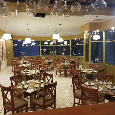 Hotel El Brujo La Merced Трухільйо Екстер'єр фото