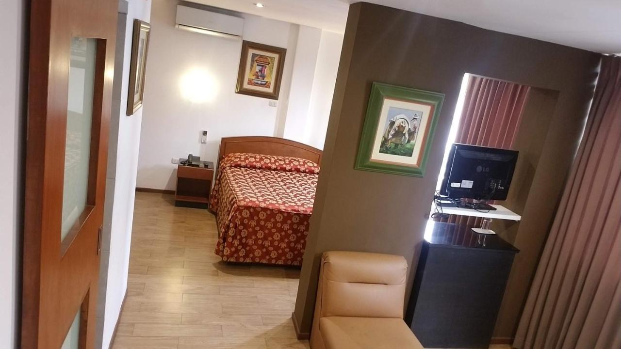 Hotel El Brujo La Merced Трухільйо Екстер'єр фото